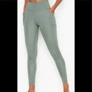 Victoria's Secret Green Leggings NWOT
